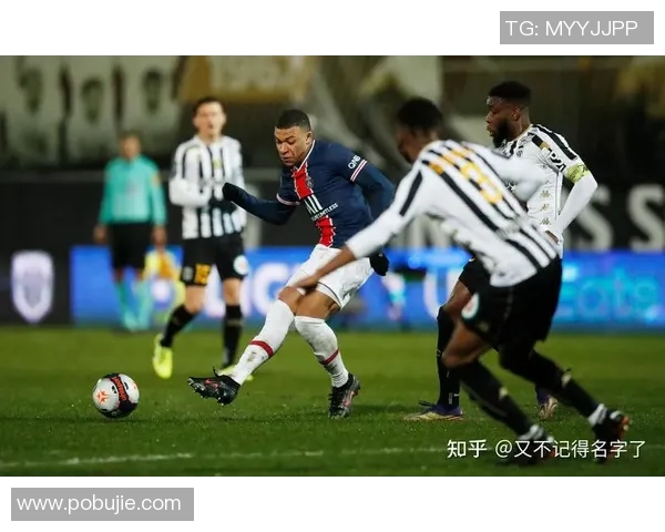 巴黎圣日耳曼与曼联2021年精彩对决全场回放视频分享与分析 巴黎圣日耳曼与曼联2021年精彩对决全场回放视频分享与分析