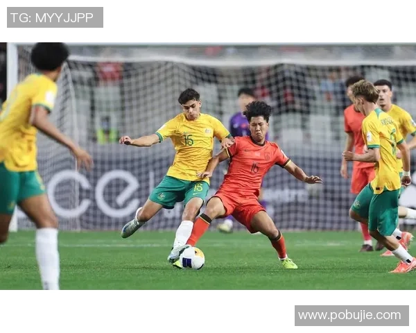 亚洲杯赛程临近各国强队备战激烈争夺冠军荣耀展现球队实力与球迷热情 亚洲杯赛程临近各国强队备战激烈争夺冠军荣耀展现球队实力与球迷热情